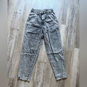 3/15$ Mom Garage jean size 26